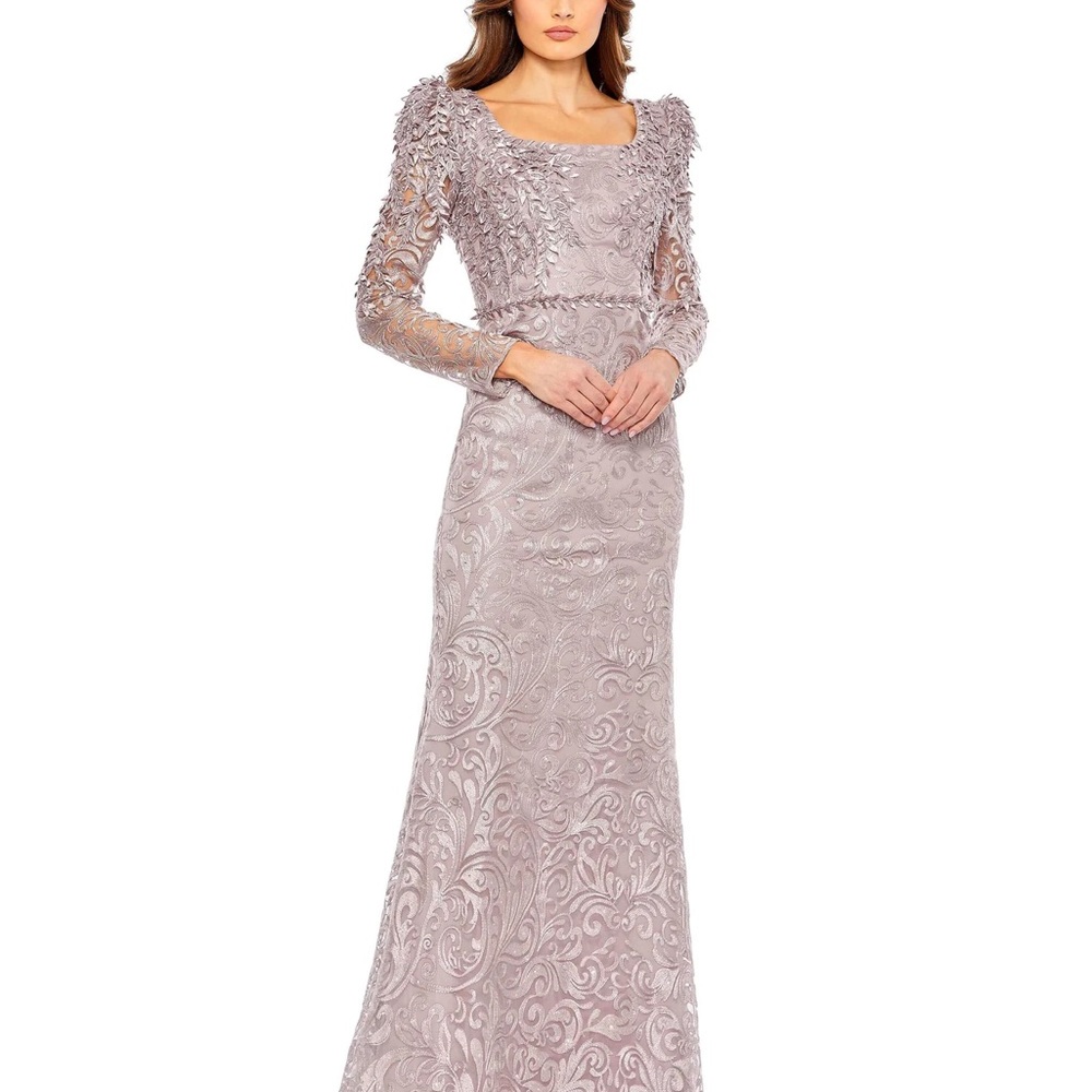 Mac Duggal Embroidered Appliqué Shoulder Detail Trumpet Gown
